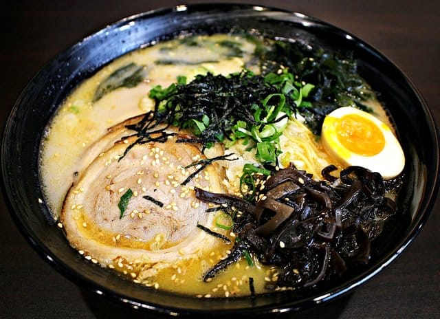 【鬼匠拉麵】龜山長庚店。桃園林口拉麵推薦。美食推薦