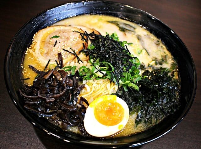 【鬼匠拉麵】龜山長庚店。桃園林口拉麵推薦。美食推薦