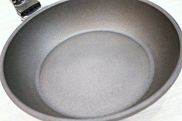 【eLife易廚鍋具】頂極62層健康不沾鍋。平底鍋30cm