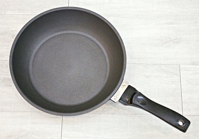 【eLife易廚鍋具】頂極62層健康不沾鍋。平底鍋30cm