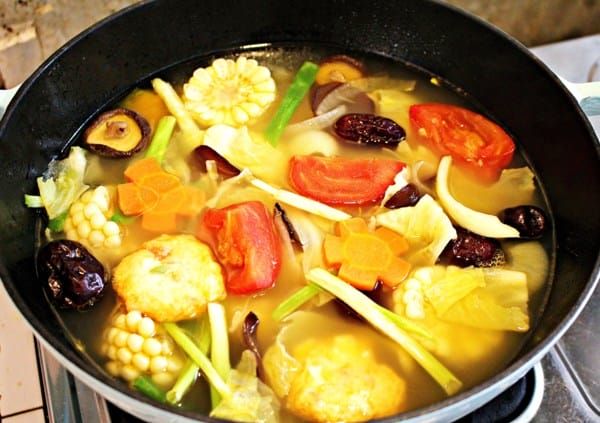 【摩堤MULTEE】28cm鑄鐵雙享鍋晶鑽藍。鑄鐵鍋推薦