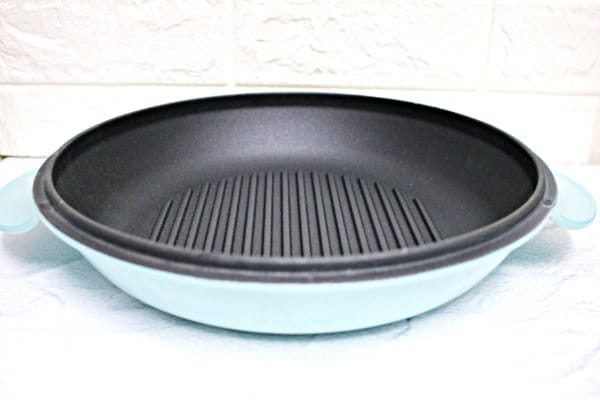 【摩堤MULTEE】28cm鑄鐵雙享鍋晶鑽藍。鑄鐵鍋推薦