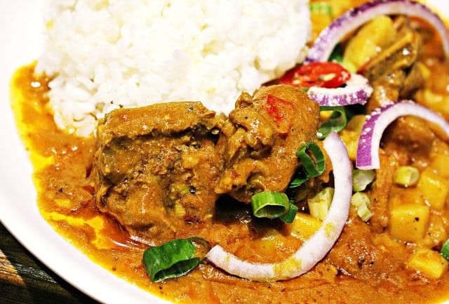 【沿海假期 coastal holiday】蘭嶼海景民宿餐廳酒吧。飛魚料理推薦。蘭嶼住宿推薦