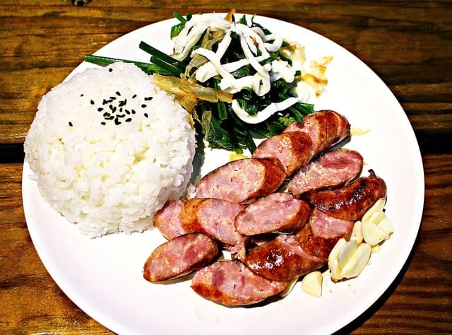 【沿海假期 coastal holiday】蘭嶼海景民宿餐廳酒吧。飛魚料理推薦。蘭嶼住宿推薦