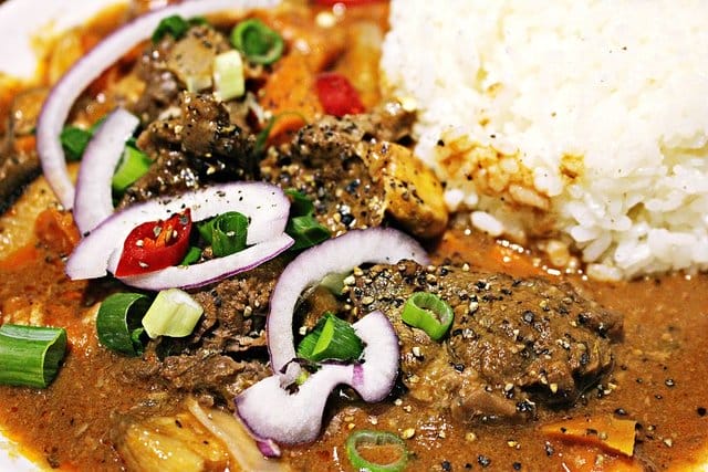 【沿海假期 coastal holiday】蘭嶼海景民宿餐廳酒吧。飛魚料理推薦。蘭嶼住宿推薦