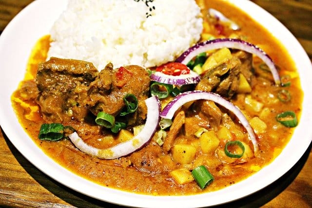 【沿海假期 coastal holiday】蘭嶼海景民宿餐廳酒吧。飛魚料理推薦。蘭嶼住宿推薦