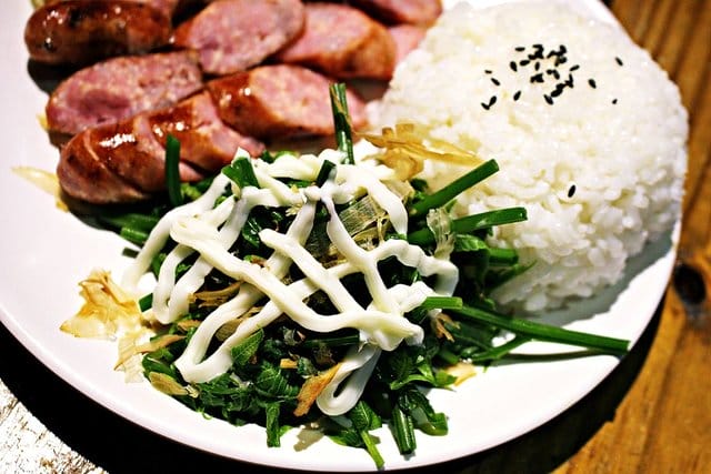 【沿海假期 coastal holiday】蘭嶼海景民宿餐廳酒吧。飛魚料理推薦。蘭嶼住宿推薦