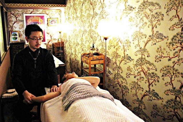 【光束秘境能量平衡研究中心】台北東區能量SPA