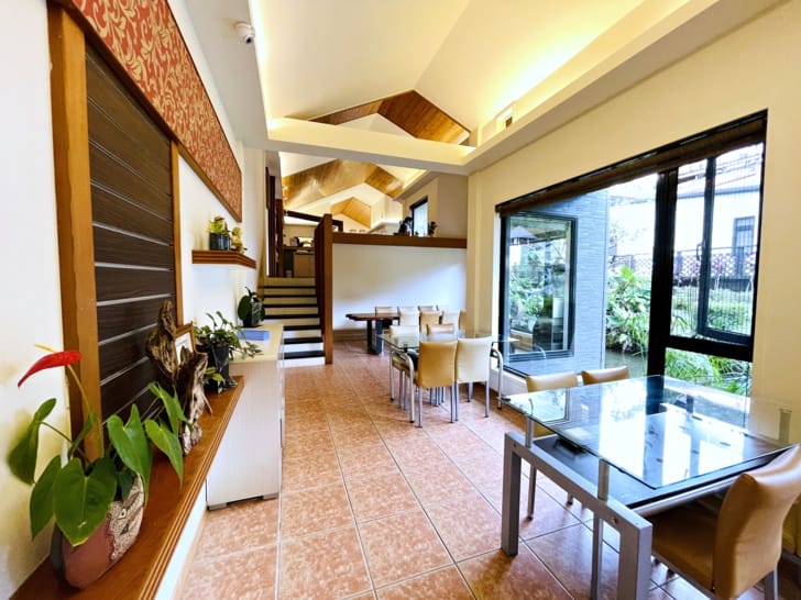 【潭心閣】花蓮鯉魚潭民宿螢火蟲住宿親子友善SUP立槳初體驗竟然在房間可以餵魚?!