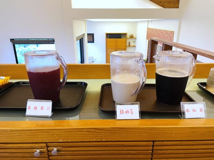 【潭心閣】花蓮鯉魚潭民宿螢火蟲住宿親子友善SUP立槳初體驗竟然在房間可以餵魚?!