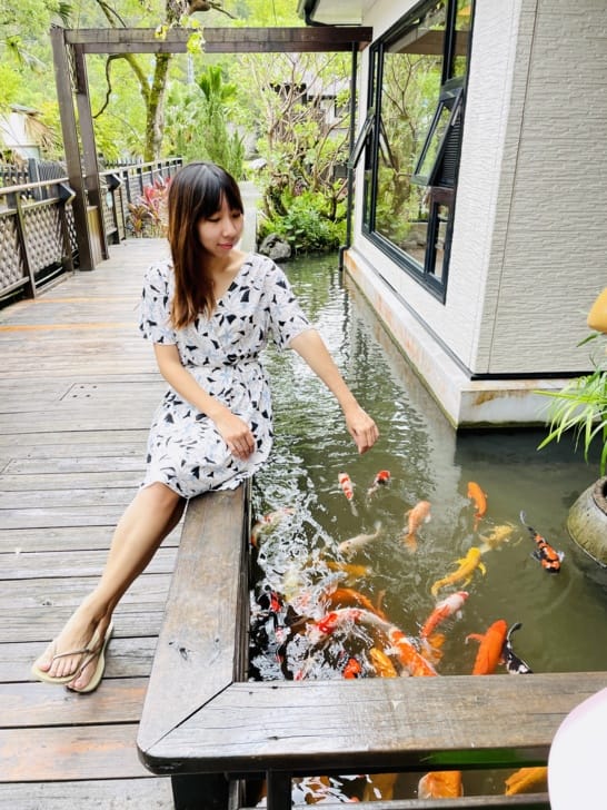 【潭心閣】花蓮鯉魚潭民宿螢火蟲住宿親子友善SUP立槳初體驗竟然在房間可以餵魚?!