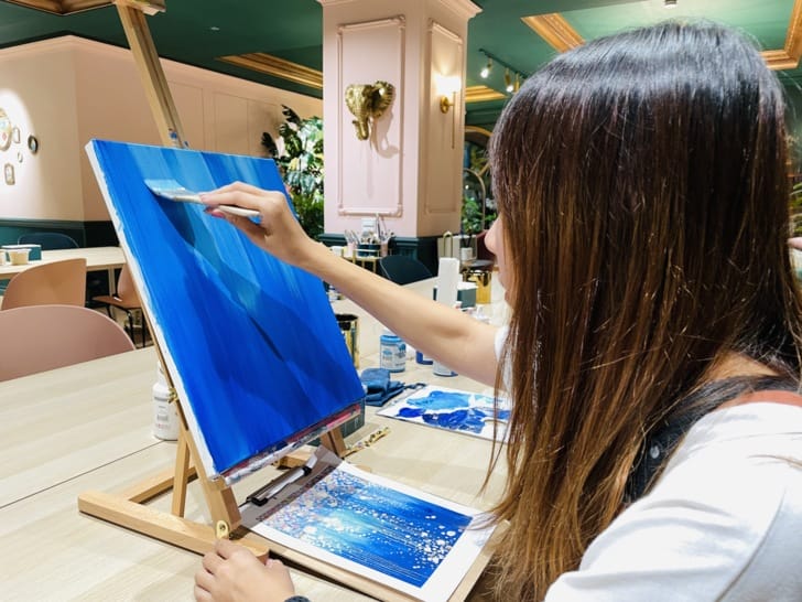 【莎夏畫室Sasha’s Wonderland】壓克力畫零基礎畫室有適合新手的迷你班教學網美激推景點台北最美畫室