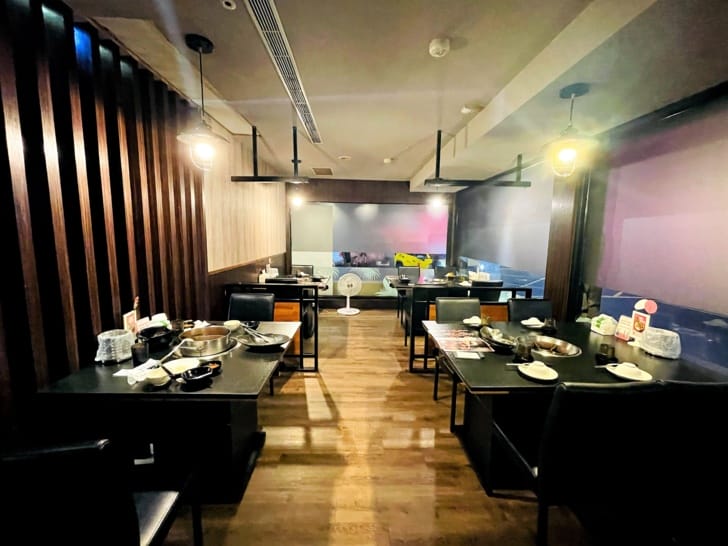 【肉多多火鍋。松山健康店】最歡樂最大火鍋集團火鍋迷必吃名店宵夜吃鍋首選樂多多集團大份量肉盤好滿足!