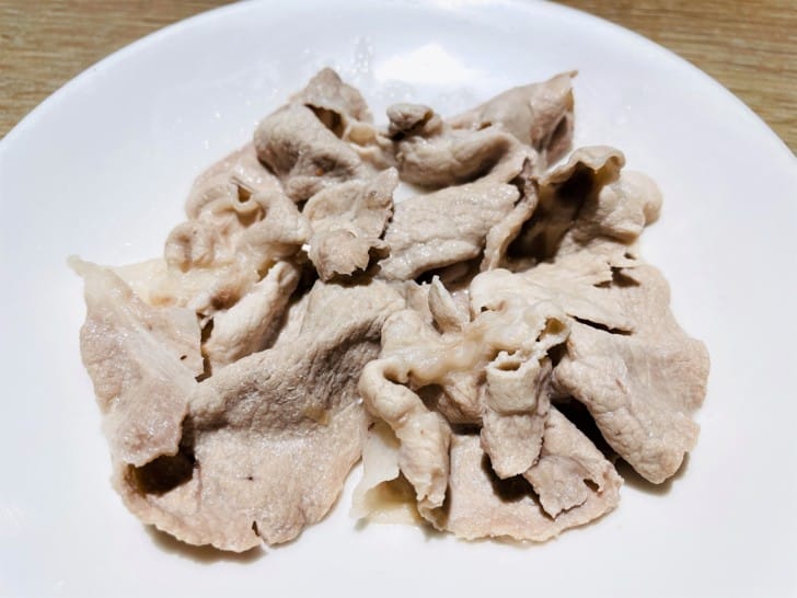 【肉多多火鍋。桃園春日店】火鍋第一品牌排隊宵夜名店火鍋迷必吃名店巨無霸肉量好過癮樂多多集團超夯火鍋