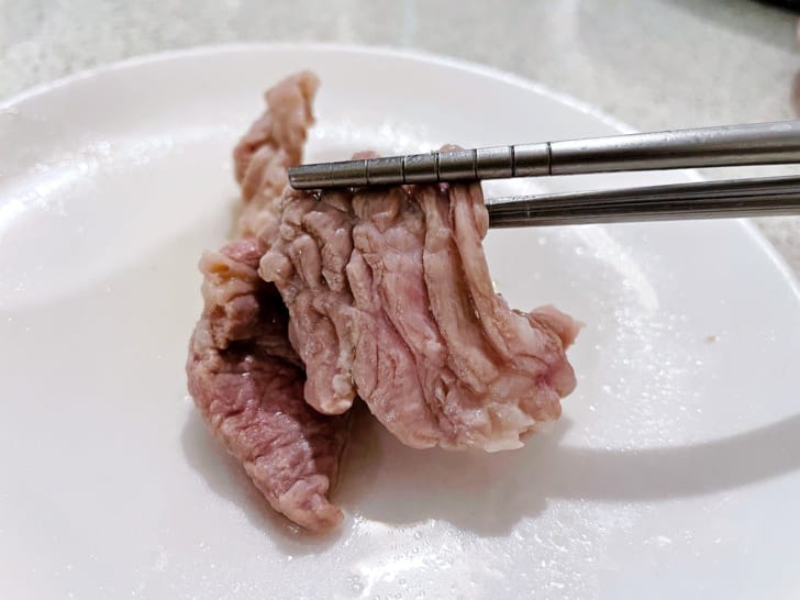 【二月牌沙茶爐】新莊溫體牛溫體豬巨大蒸籠海鮮塔新北新莊人氣汕頭火鍋