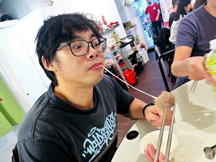 【二月牌沙茶爐】新莊溫體牛溫體豬巨大蒸籠海鮮塔新北新莊人氣汕頭火鍋