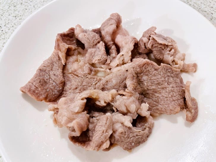 【二月牌沙茶爐】新莊溫體牛溫體豬巨大蒸籠海鮮塔新北新莊人氣汕頭火鍋