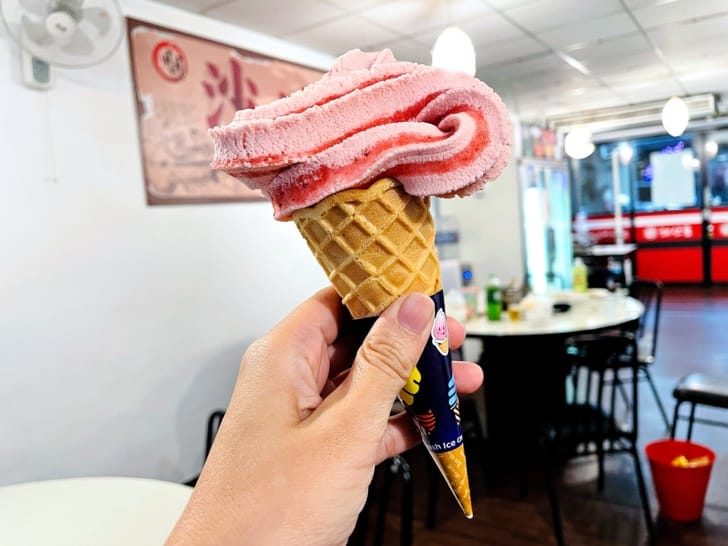 【二月牌沙茶爐】新莊溫體牛溫體豬巨大蒸籠海鮮塔新北新莊人氣汕頭火鍋