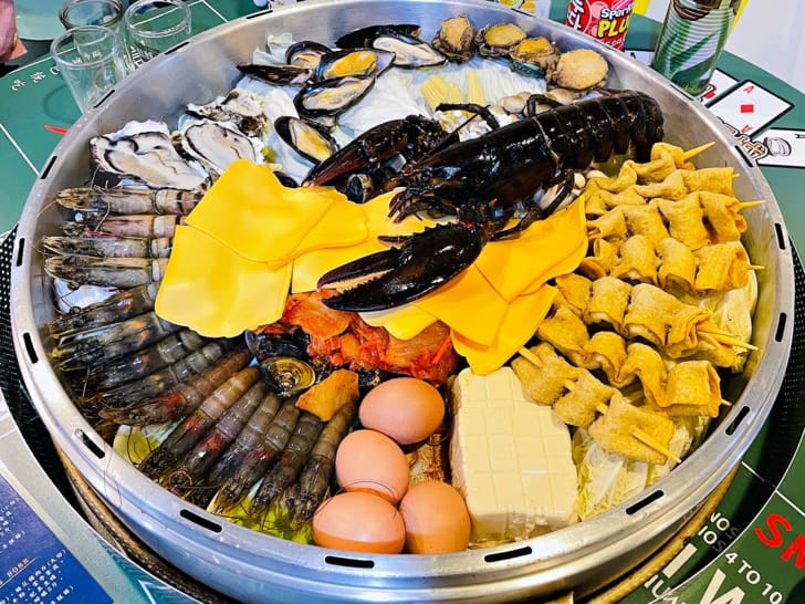 【韓蚌蚌海鮮研究院 해산물 연구소】超狂韓式海鮮部隊鍋新莊輔大美食強力推薦新北多人聚餐好所在