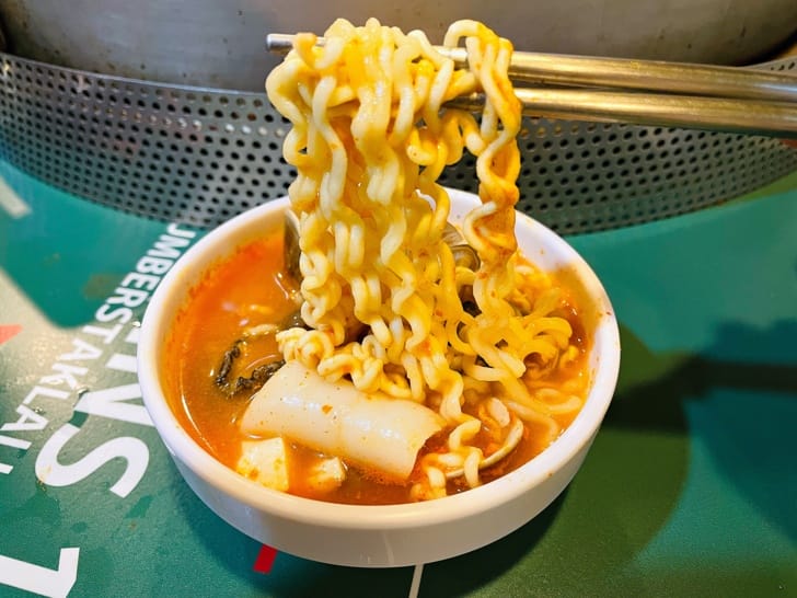 【韓蚌蚌海鮮研究院 해산물 연구소】超狂韓式海鮮部隊鍋新莊輔大美食強力推薦新北多人聚餐好所在