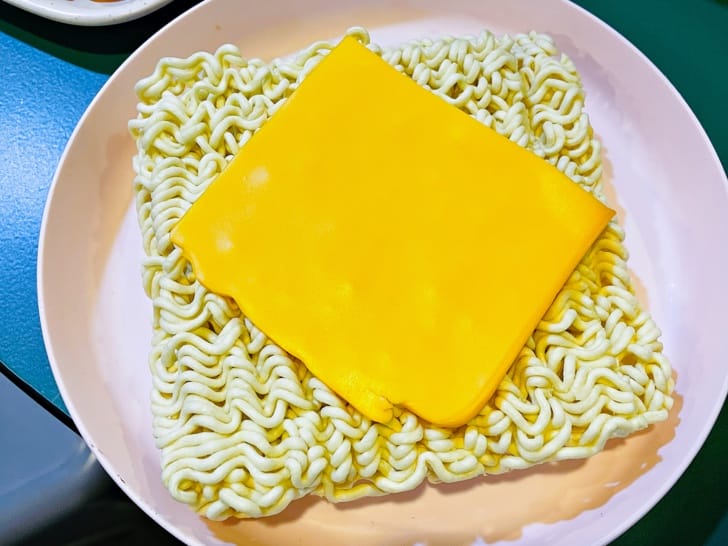 【韓蚌蚌海鮮研究院 해산물 연구소】超狂韓式海鮮部隊鍋新莊輔大美食強力推薦新北多人聚餐好所在