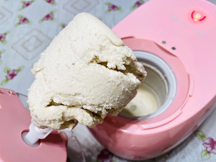 【美國Frigidaire富及第】-5度C冰淇淋機消暑冰淇淋自己DIY動手做自製冰淇淋免預冷即刻製作寵物也能吃的冰淇淋輕巧好攜帶露營神器