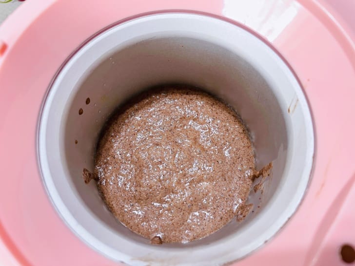 【美國Frigidaire富及第】-5度C冰淇淋機消暑冰淇淋自己DIY動手做自製冰淇淋免預冷即刻製作寵物也能吃的冰淇淋輕巧好攜帶露營神器