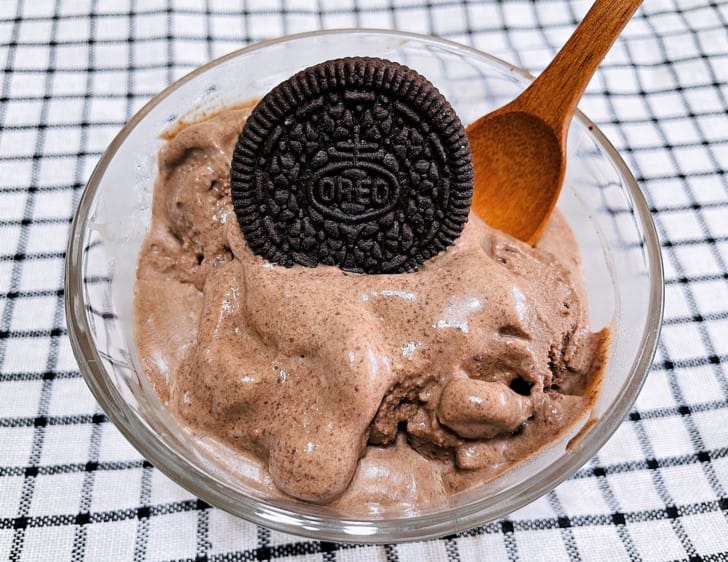 【美國Frigidaire富及第】-5度C冰淇淋機消暑冰淇淋自己DIY動手做自製冰淇淋免預冷即刻製作寵物也能吃的冰淇淋輕巧好攜帶露營神器