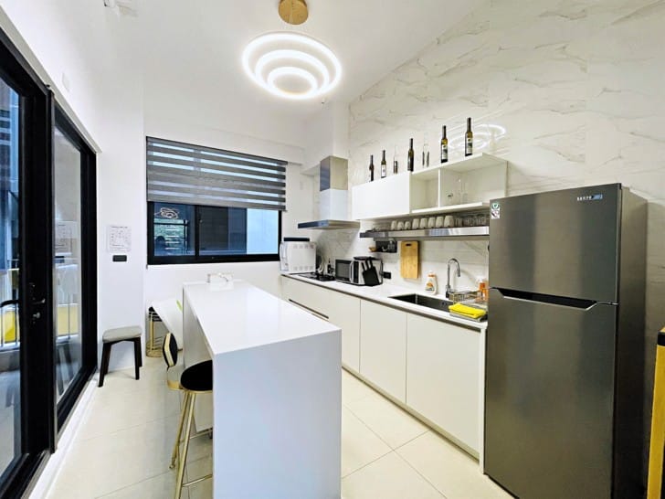 【衡定理。衡禾旗艦館】台南安平包棟民宿出遊開趴包棟民宿推薦不用辛苦爬樓梯的電梯民宿