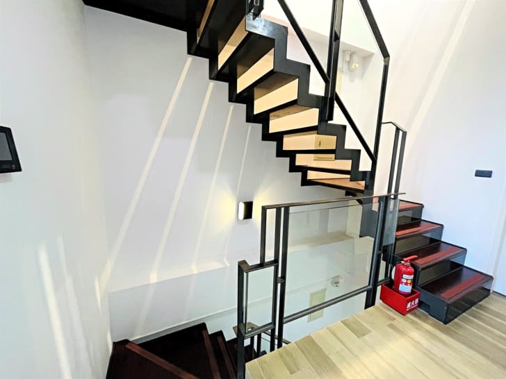 【衡定理。衡禾旗艦館】台南安平包棟民宿出遊開趴包棟民宿推薦不用辛苦爬樓梯的電梯民宿