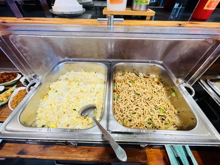 【事外桃源渡假山莊】南投清境熱門包棟民宿綠色雅築山景雙人房清境寵物毛小孩友善住宿到青青草原看綿羊秀不用十分鐘!