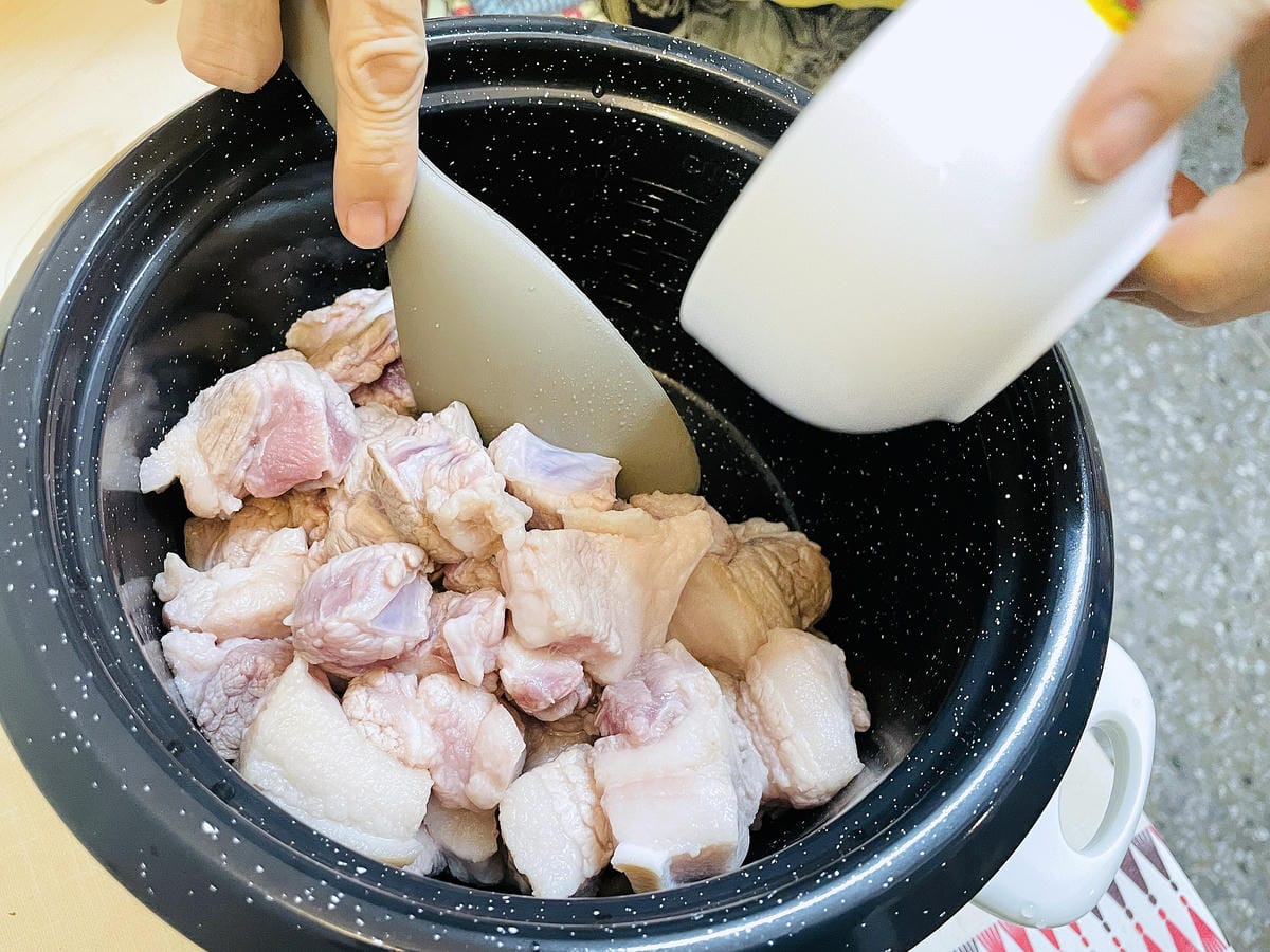 【Fujitek富士電通】微電腦達人料理鍋 FTP-EP705首創先爆香後炊煮-多功能不沾蒸鍋小家庭都在用的迷你電鍋!