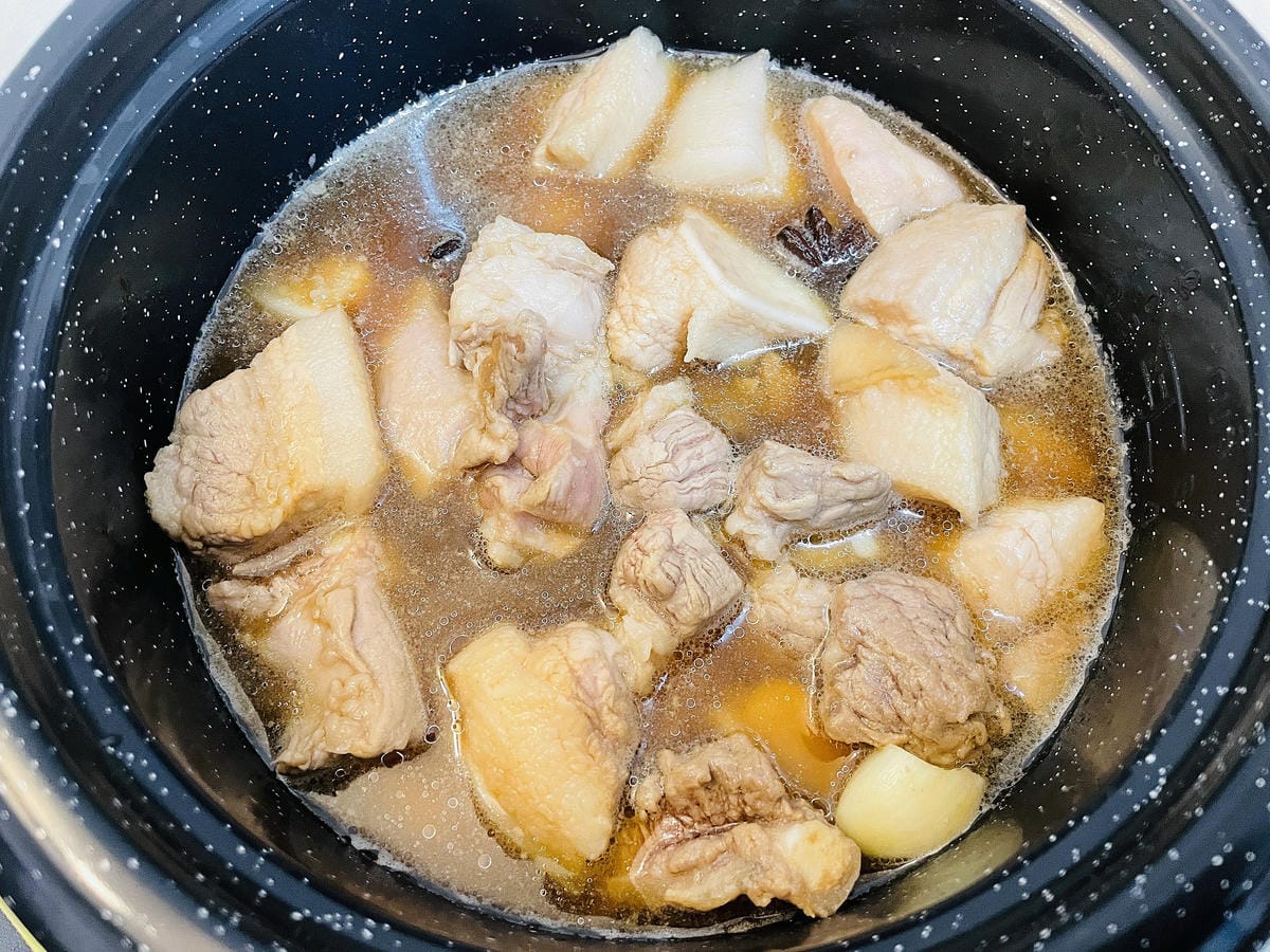 【Fujitek富士電通】微電腦達人料理鍋 FTP-EP705首創先爆香後炊煮-多功能不沾蒸鍋小家庭都在用的迷你電鍋!