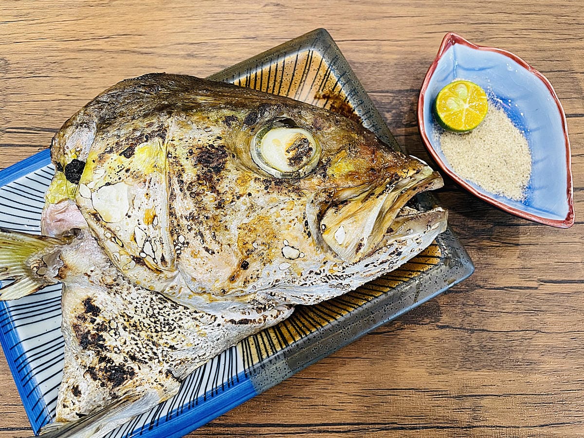 【封鮨食堂】超豪華生魚片海鮮丼重磅登場!新北板橋一定要吃的日本料理,超厚『生魚片』不怕你吃!