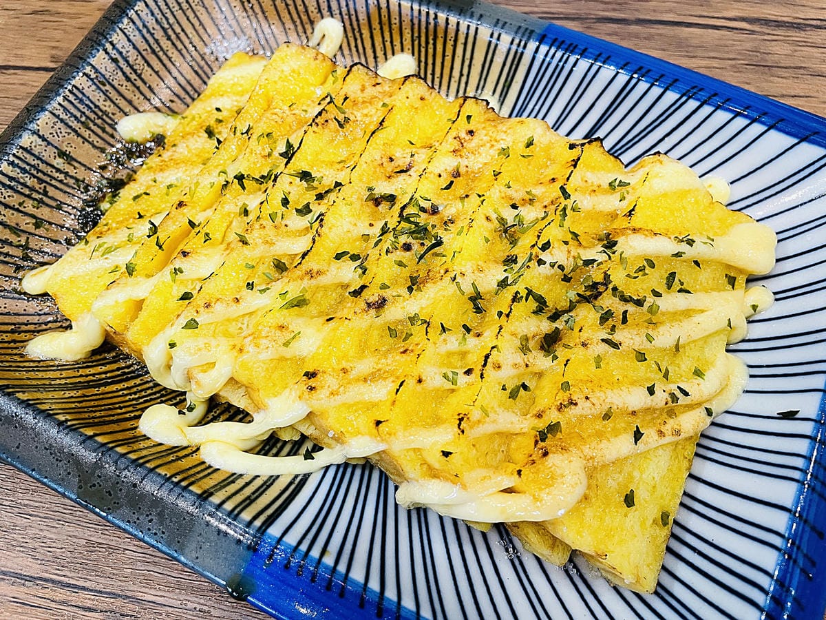 【封鮨食堂】超豪華生魚片海鮮丼重磅登場!新北板橋一定要吃的日本料理,超厚『生魚片』不怕你吃!