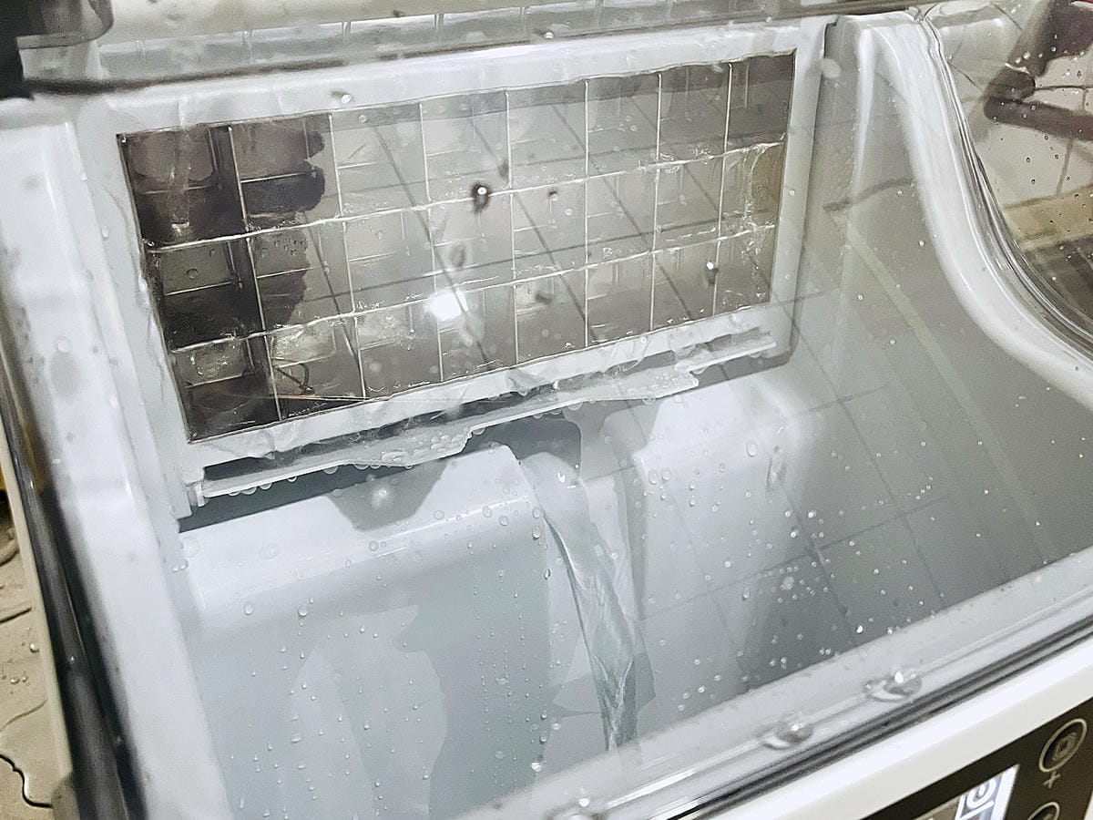 【KOHZII康馳】透明冰全自動製冰機KIM2000,冰塊不間斷才夠嗨!『派對活動』『露營聚餐』必備,24小時定時自動開關機,可外掛水箱超方便!