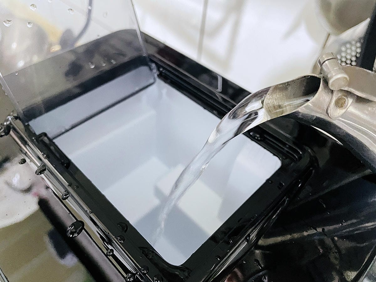 【KOHZII康馳】透明冰全自動製冰機KIM2000,冰塊不間斷才夠嗨!『派對活動』『露營聚餐』必備,24小時定時自動開關機,可外掛水箱超方便!