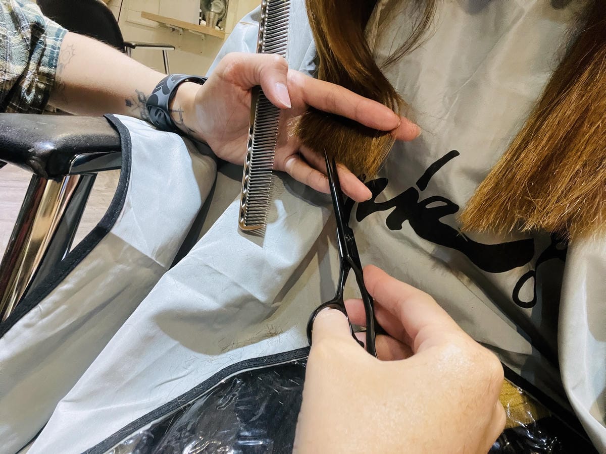 【InK Hair 內湖概念店】台北內湖髮廊「染髮護髮」推薦!免費『店貓按摩』實在太超值了!