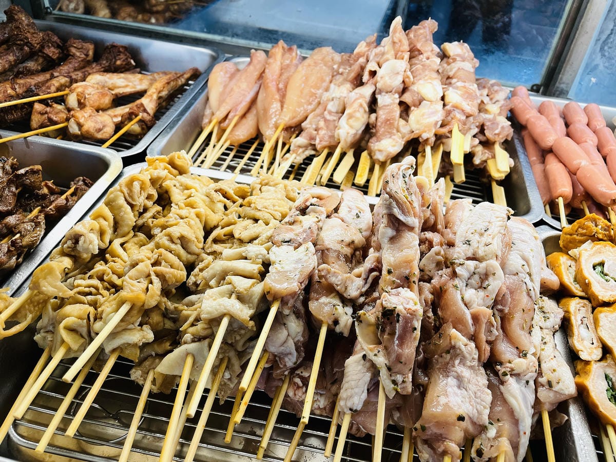 【邊境串燒 WildBBQ 新竹店】新竹人氣爆棚串物燒烤店!快揪好友聚餐一起來喝酒吃肉別再說新竹是美食沙漠了!