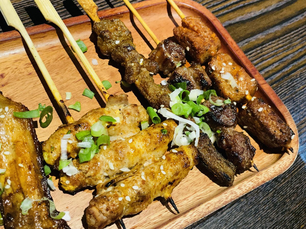 【邊境串燒 WildBBQ 新竹店】新竹人氣爆棚串物燒烤店!快揪好友聚餐一起來喝酒吃肉別再說新竹是美食沙漠了!