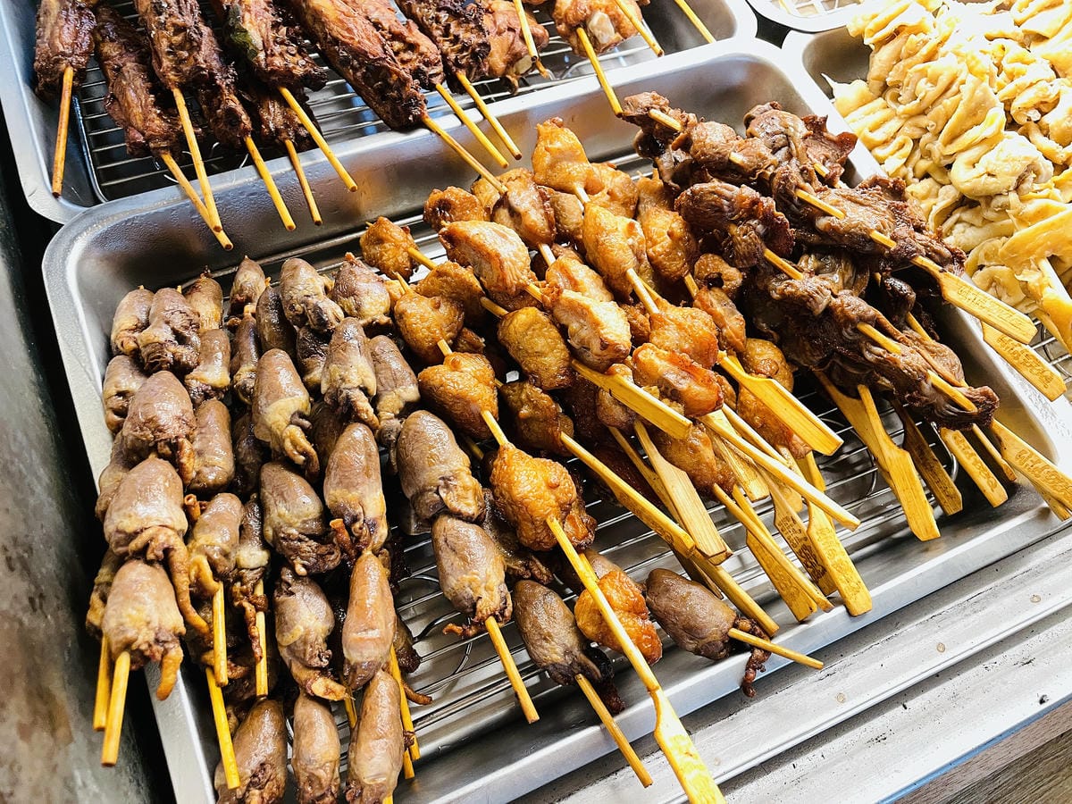 【邊境串燒 WildBBQ 新竹店】新竹人氣爆棚串物燒烤店!快揪好友聚餐一起來喝酒吃肉別再說新竹是美食沙漠了!