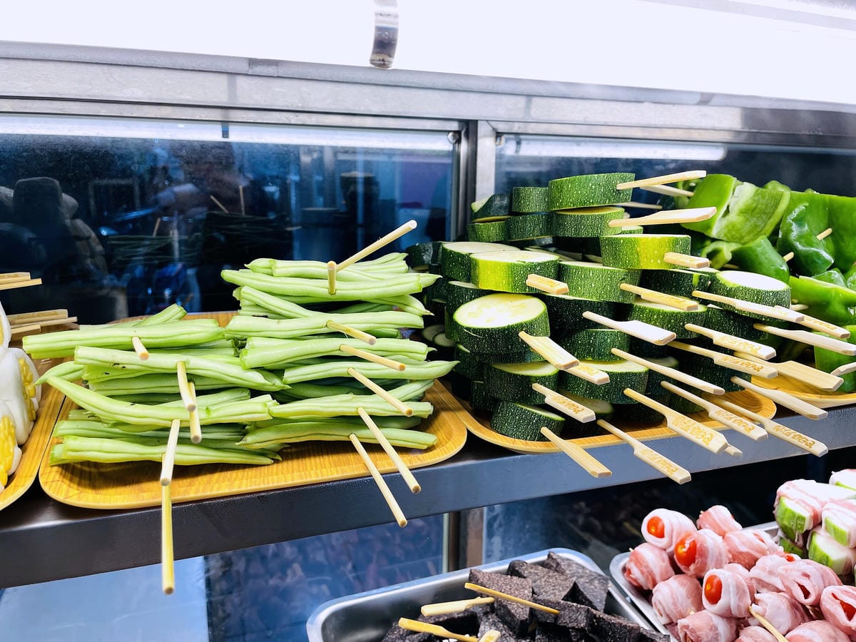 【邊境串燒 WildBBQ 新竹店】新竹人氣爆棚串物燒烤店!快揪好友聚餐一起來喝酒吃肉別再說新竹是美食沙漠了!