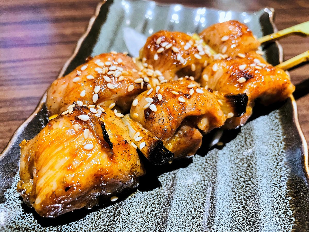 【禾野坊】新北板橋居酒屋!生魚片壽司燒烤串物日式料理樣樣都好吃,捷運新埔站下班小酌聚餐首選!