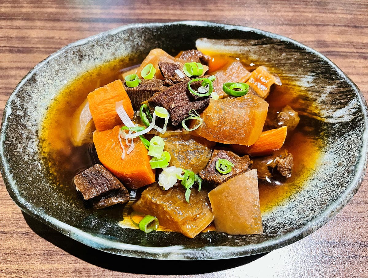 【禾野坊】新北板橋居酒屋!生魚片壽司燒烤串物日式料理樣樣都好吃,捷運新埔站下班小酌聚餐首選!