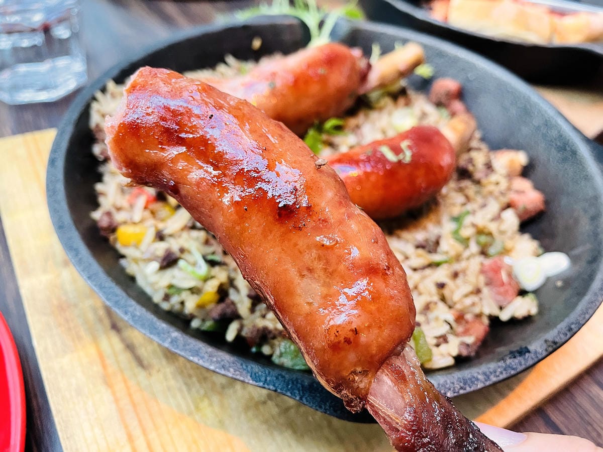 【ABV美式餐酒館】台北東區大安區美式餐廳推薦!以十九世紀淘金潮為發想,開礦拓荒極具野性的西部風格300款的世界精釀啤酒任你挑快揪三五好友一起大烤吃肉大口喝酒!