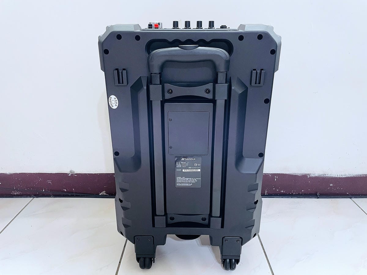 【SANSUI山水】15吋觸控螢幕拉桿式行動KTV(SKTV-T888)『歌神』看過來!家中一秒變KTV包廂唱歌嗨到爆!派對超夯K歌神器,海量歌單唱不完!