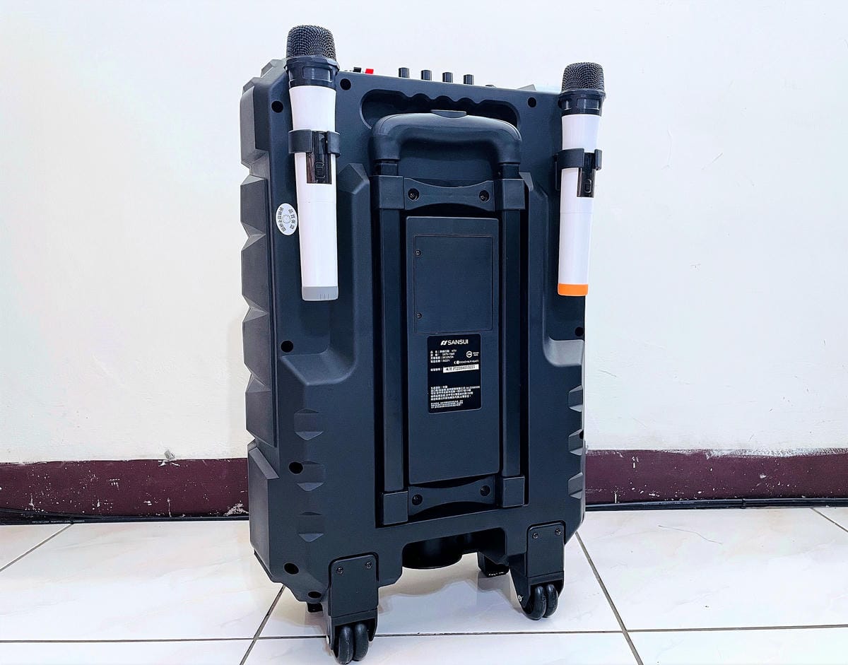 【SANSUI山水】15吋觸控螢幕拉桿式行動KTV(SKTV-T888)『歌神』看過來!家中一秒變KTV包廂唱歌嗨到爆!派對超夯K歌神器,海量歌單唱不完!