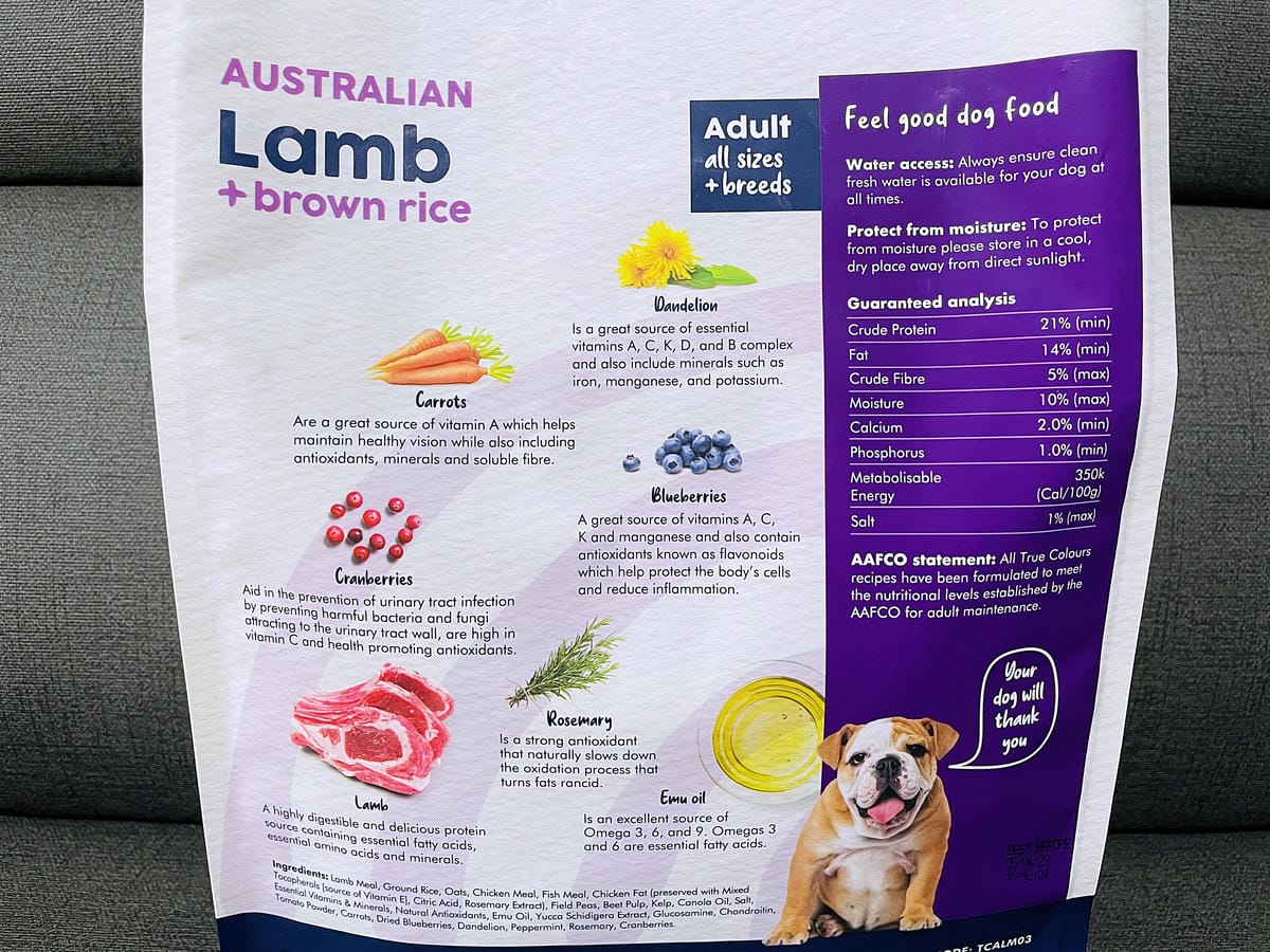 【初卡樂True Colours】狗飼料推薦!『澳洲羔羊糙米』、『澳洲嫩雞糙米』,來自澳洲的健康營養配方小臘腸咪咪愛吃的美味狗糧!