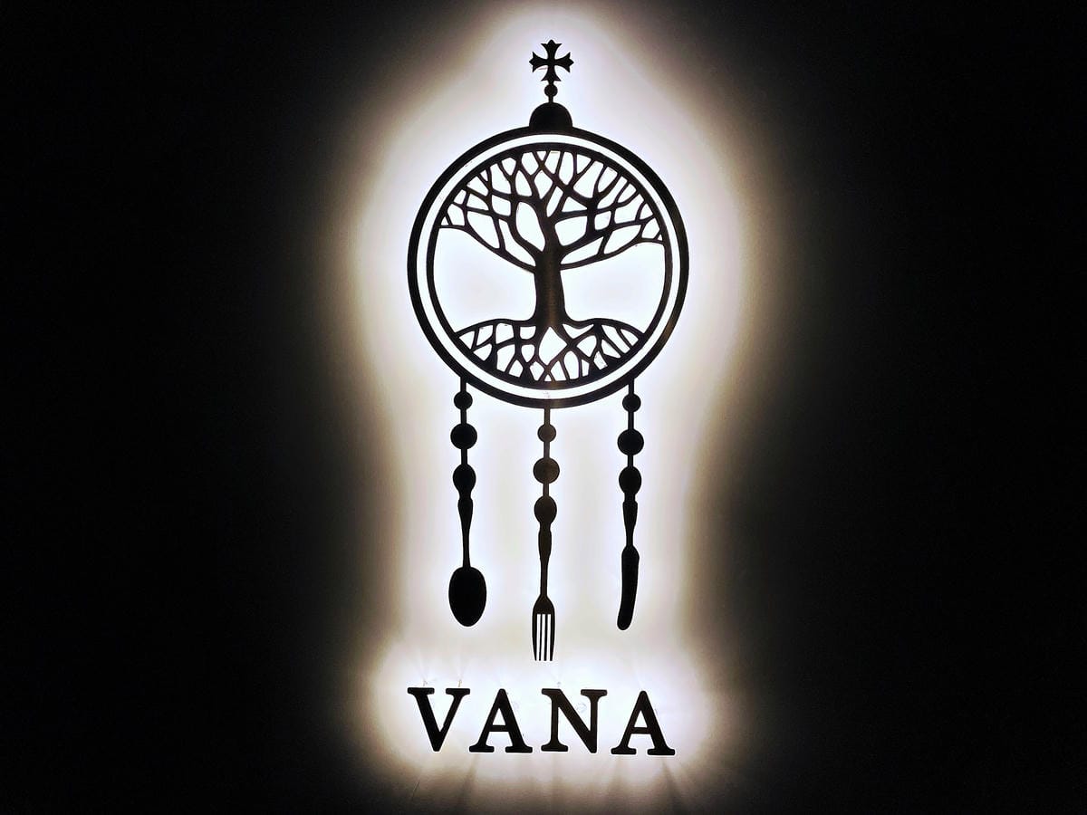 【VANA TAIPEI】餐酒水煙館!波西米亞風浪漫約會餐廳,東區餐酒館水煙首選!夢幻調酒不醉不歸