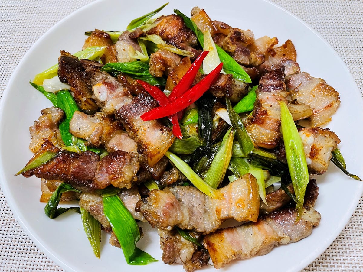 【SANSUI 山水】多功能電烤盤 SEBW-Q699『章魚燒海鮮燉飯蒜苗鹹豬肉』一鍋搞定!SGS檢驗合格-陶瓷塗層深鍋盤面大容量深,U型管導熱快料理超省時!